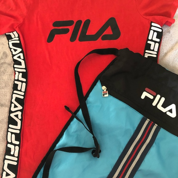 FILA Adjustable Drawstring Backpack Nylon Blue Zip - Picture 2 of 16